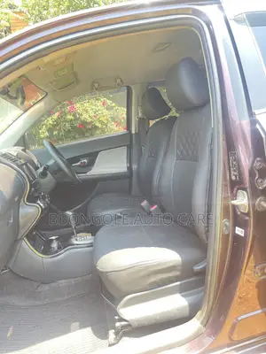 Toyota IST 2008 Maroon
