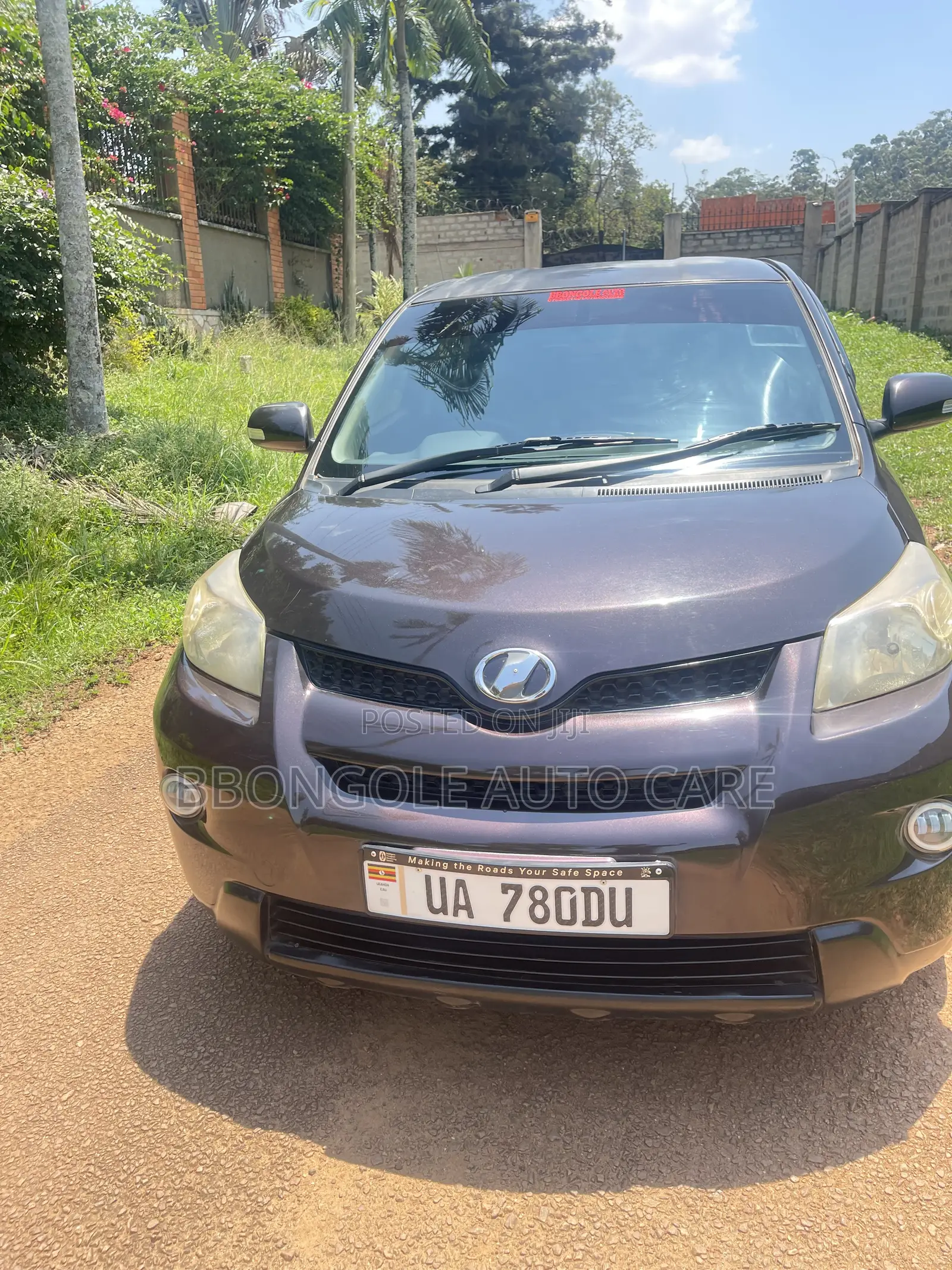 Toyota IST 2008 Maroon
