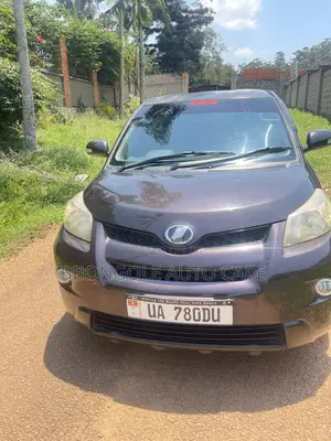 Toyota IST 2008 Maroon