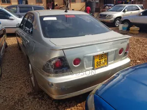 Toyota Altezza 2004 Beige