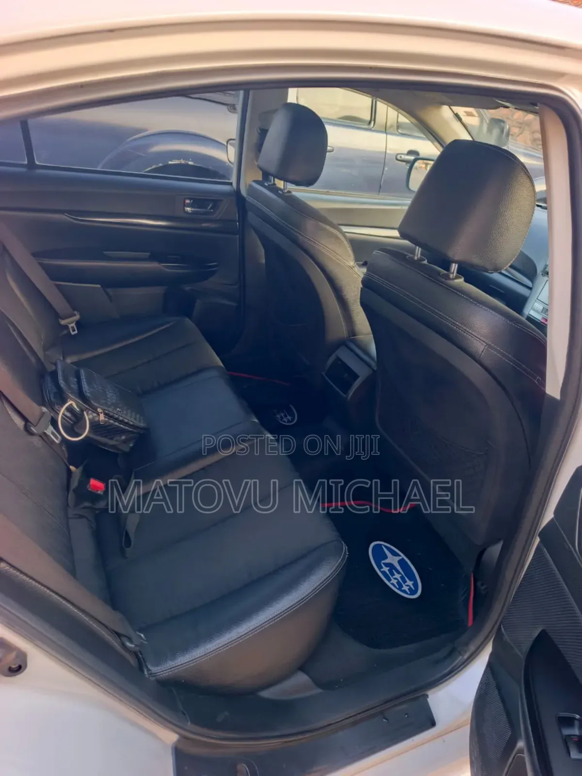 Subaru Legacy 2009 White