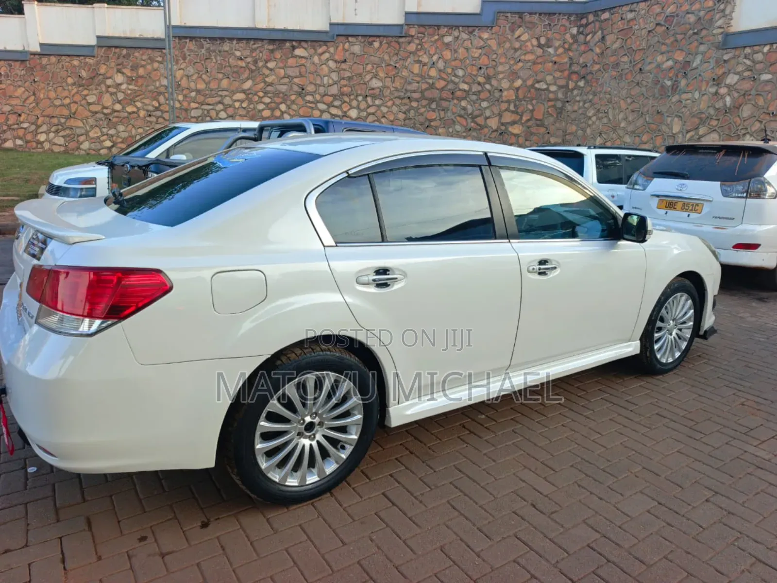 Subaru Legacy 2009 White