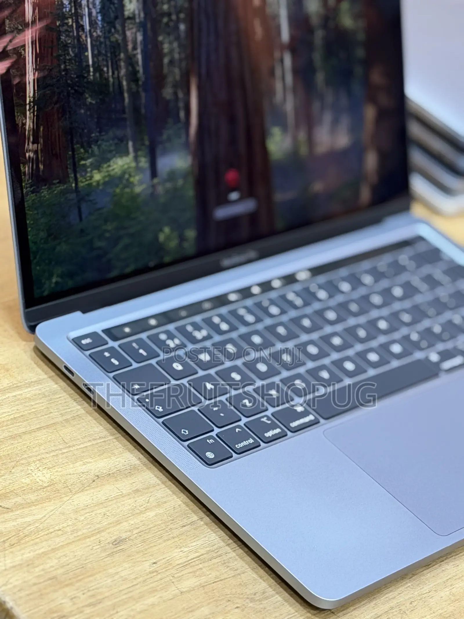 Laptop Apple MacBook Pro 2020 M1 8GB Apple M1 SSD 512GB
