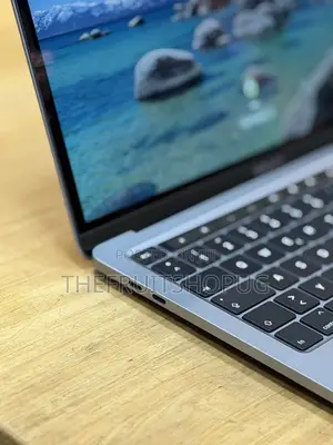 Laptop Apple MacBook Pro 2020 16GB Intel Core i5 SSD 512GB