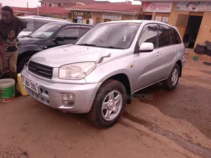 Toyota RAV4 Automatic 2003 Silver