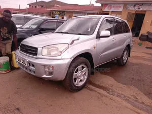 Toyota RAV4 Automatic 2003 Silver