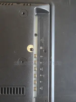 Saachi 32"inches Digital TV (Faulty Screen)