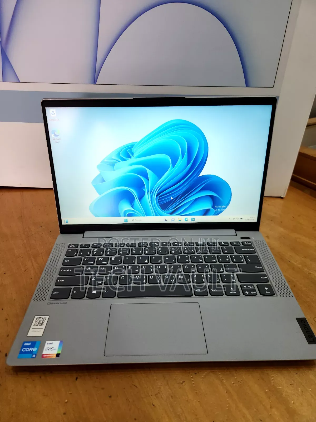 New Laptop Lenovo IdeaPad U430p 8GB Intel Core i5 SSD 256GB