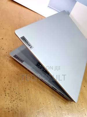 New Laptop Lenovo IdeaPad U430p 8GB Intel Core i5 SSD 256GB