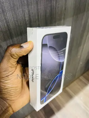 New Apple iPhone 16 Pro Max 256 GB Black