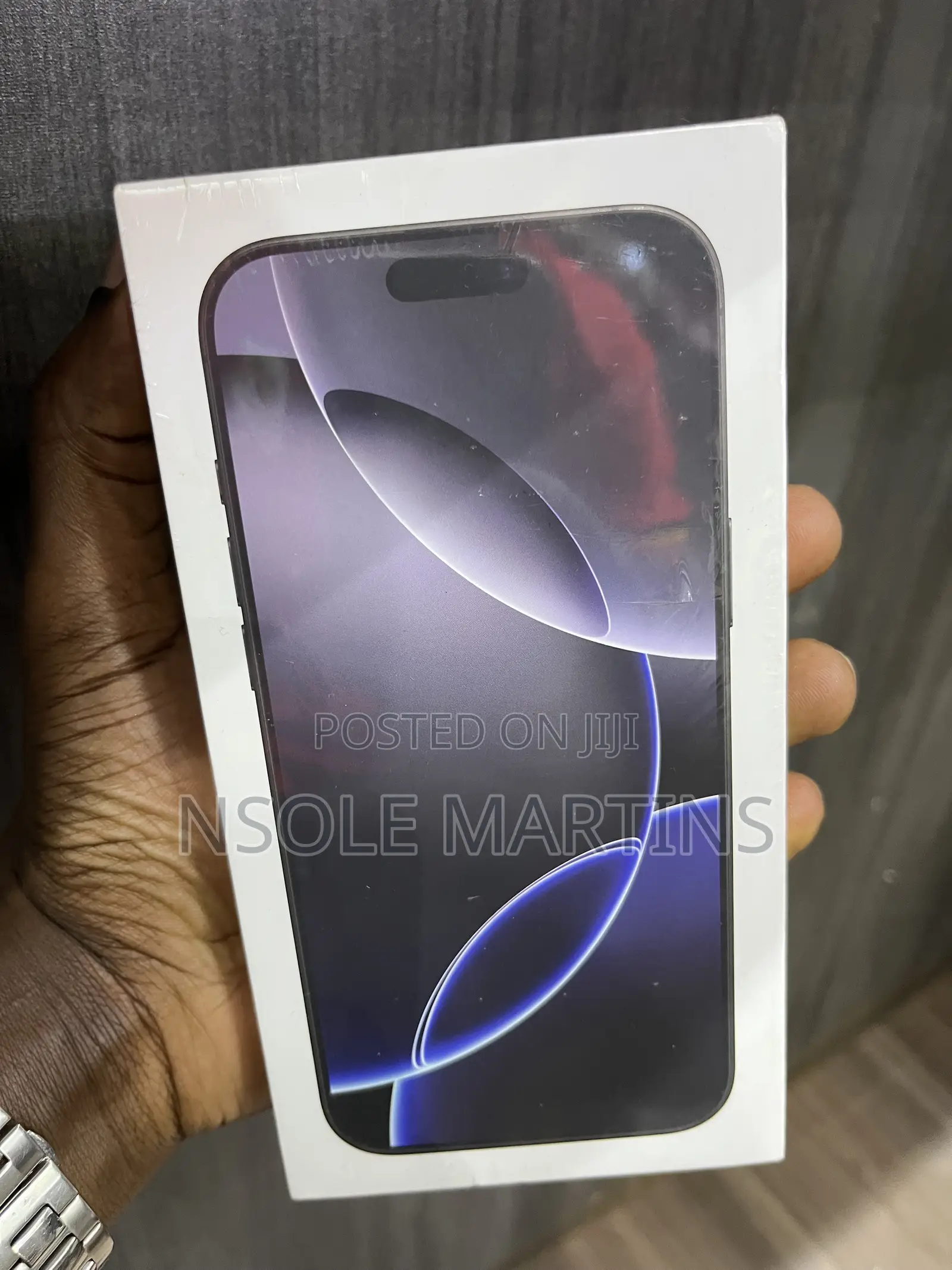 New Apple iPhone 16 Pro Max 256 GB Black