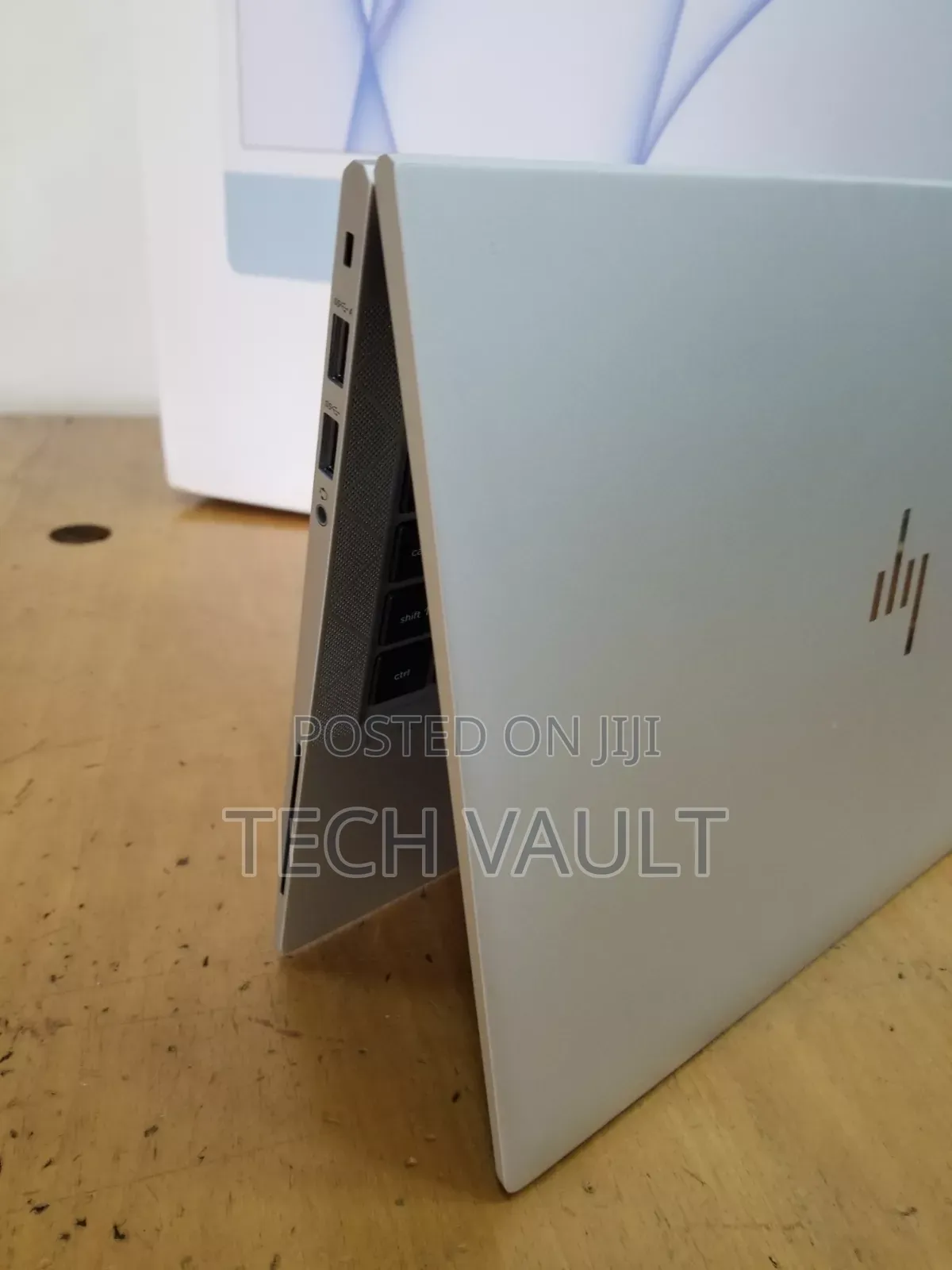 New Laptop HP EliteBook 840 G8 16GB Intel Core i7 SSD 512GB
