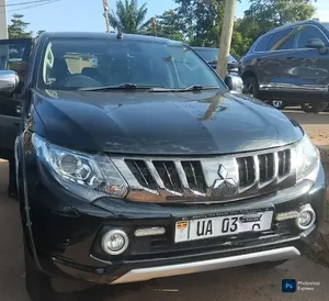 Mitsubishi L200 2010 Black