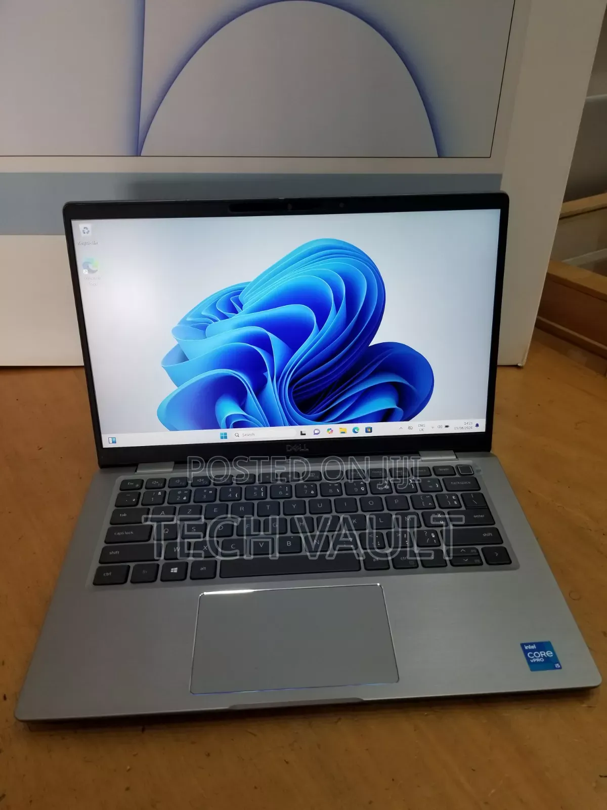 New Laptop Dell Latitude 7420 16GB Intel Core i5 SSD 256GB