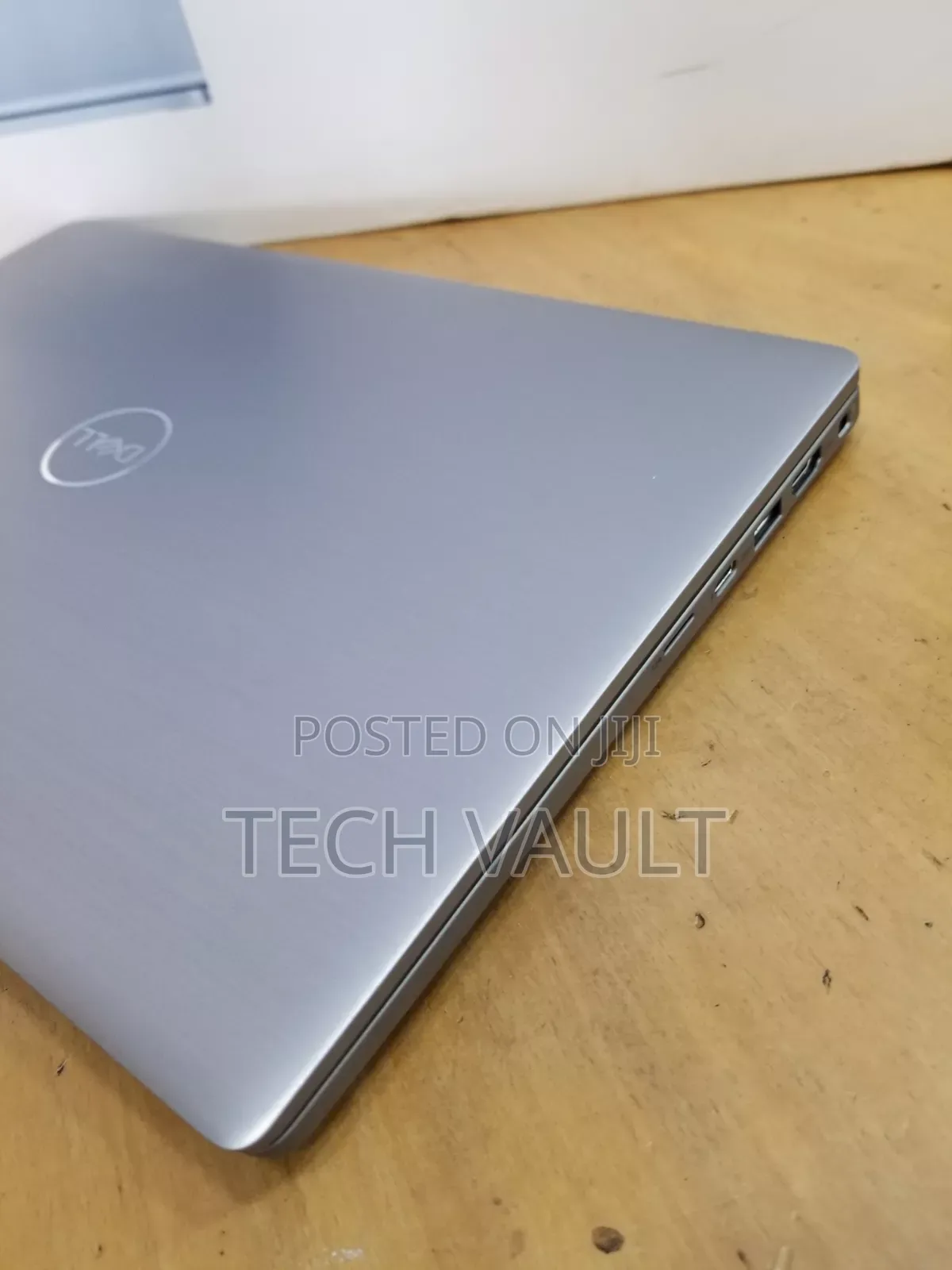 New Laptop Dell Latitude 7420 16GB Intel Core i5 SSD 256GB