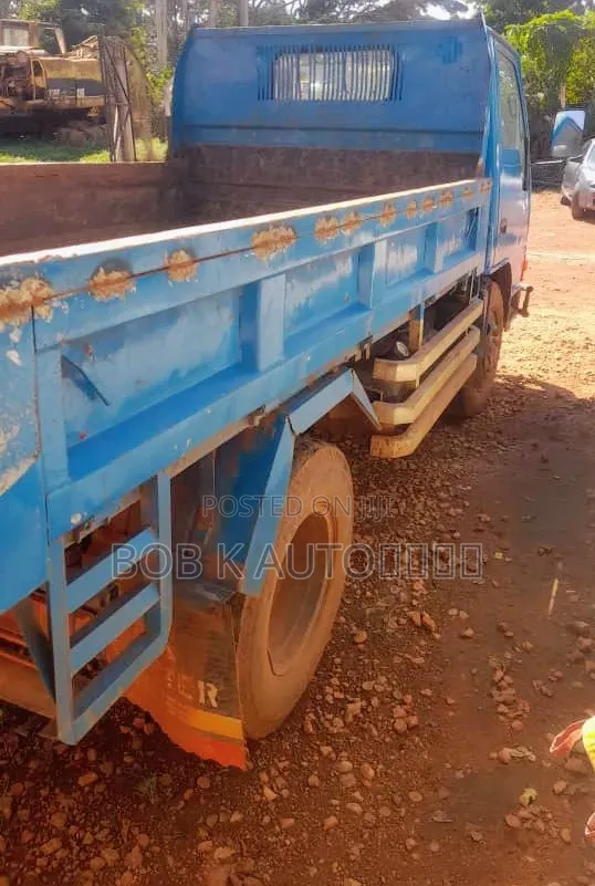 Canter Tipper