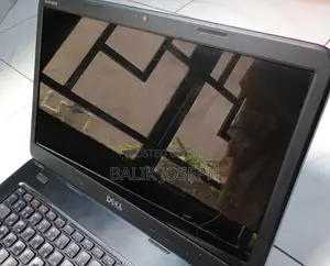 Laptop Dell Inspiron 15 4GB Intel Core i3 HDD+SSD 500GB