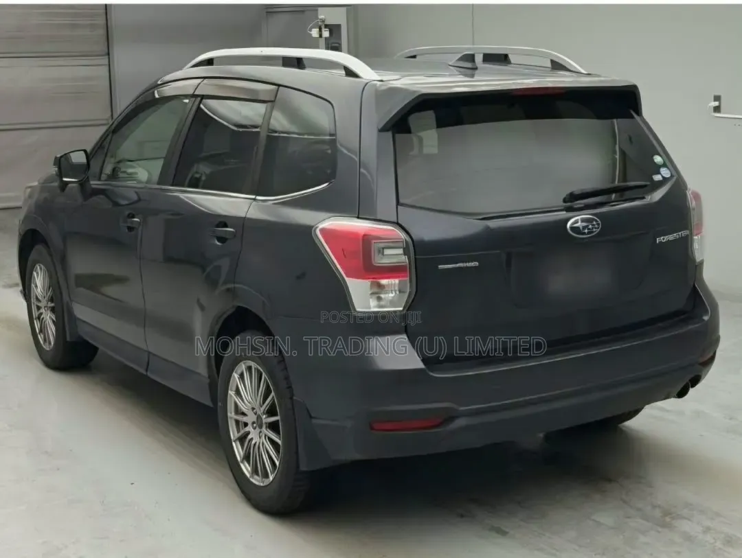 Subaru Forester 2016 Gray