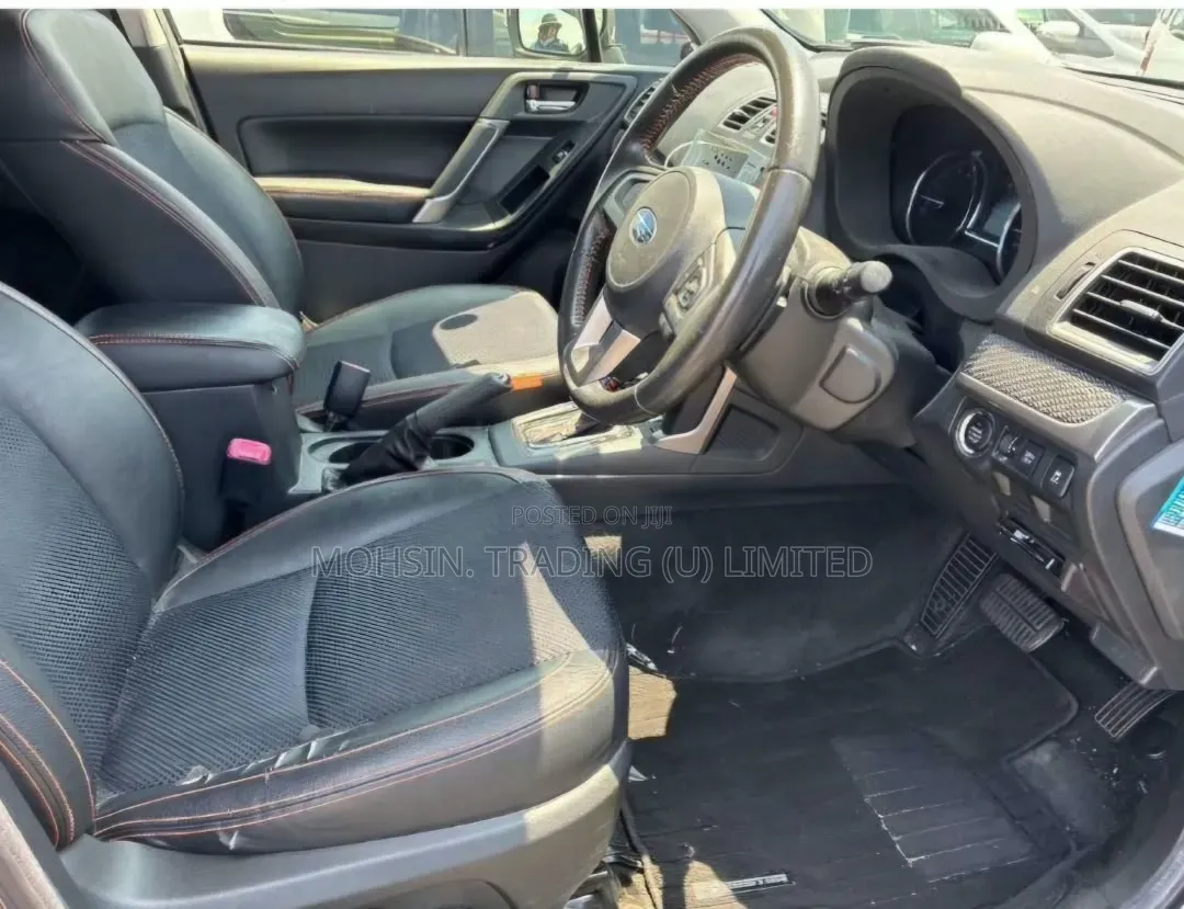 Subaru Forester 2016 Gray