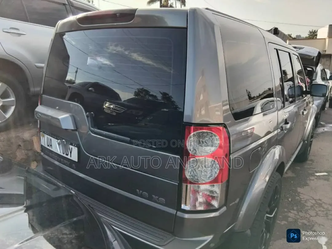 Land Rover Discovery 2017 Gray