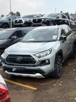 Toyota RAV4 Adventure 2021 Green