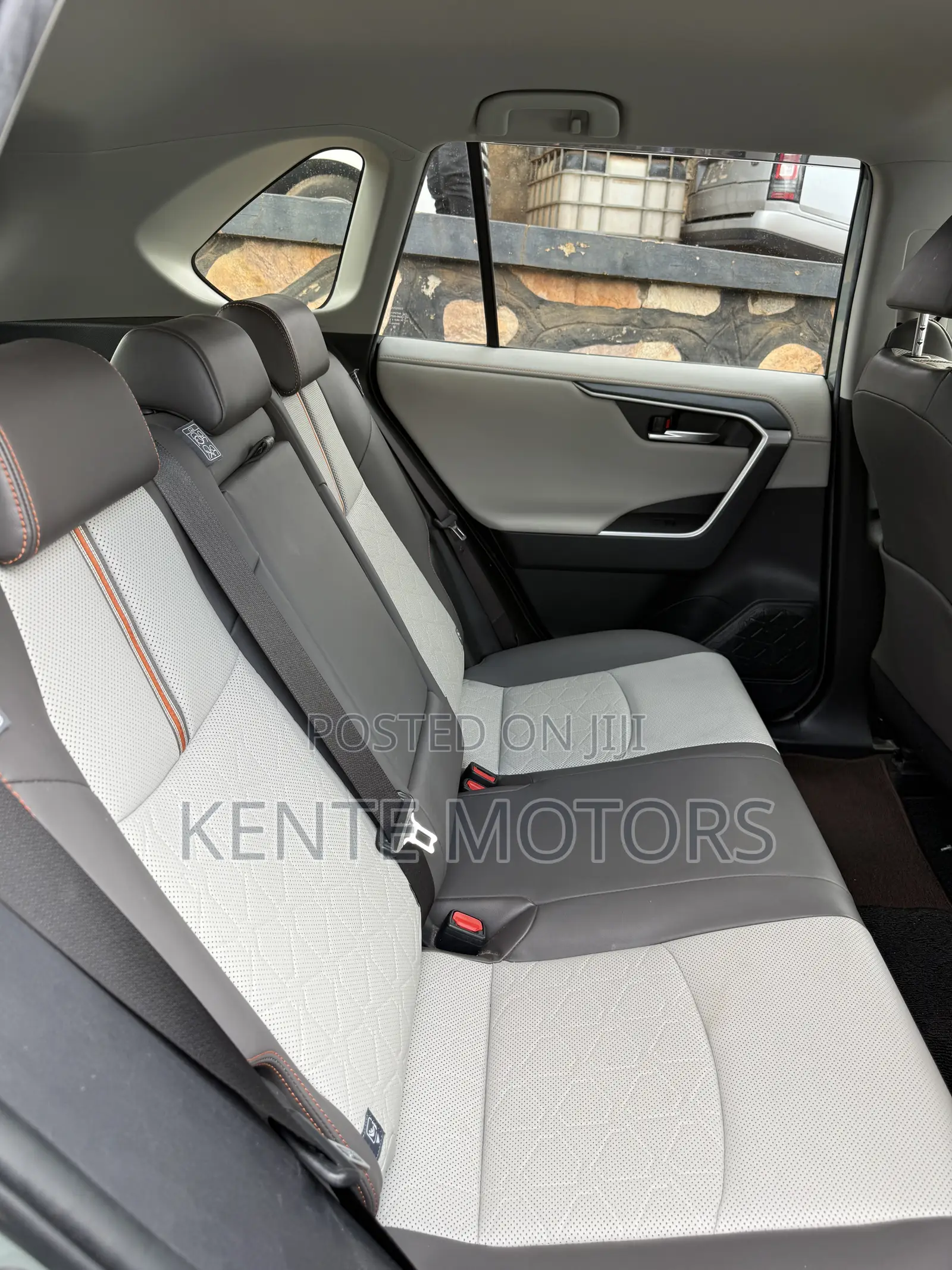 Toyota RAV4 Adventure 2021 Green
