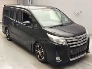 Toyota Noah 2014 Black