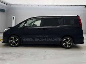 Toyota Noah 2014 Black
