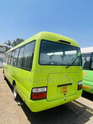 Toyota Coaster 2014 Orange