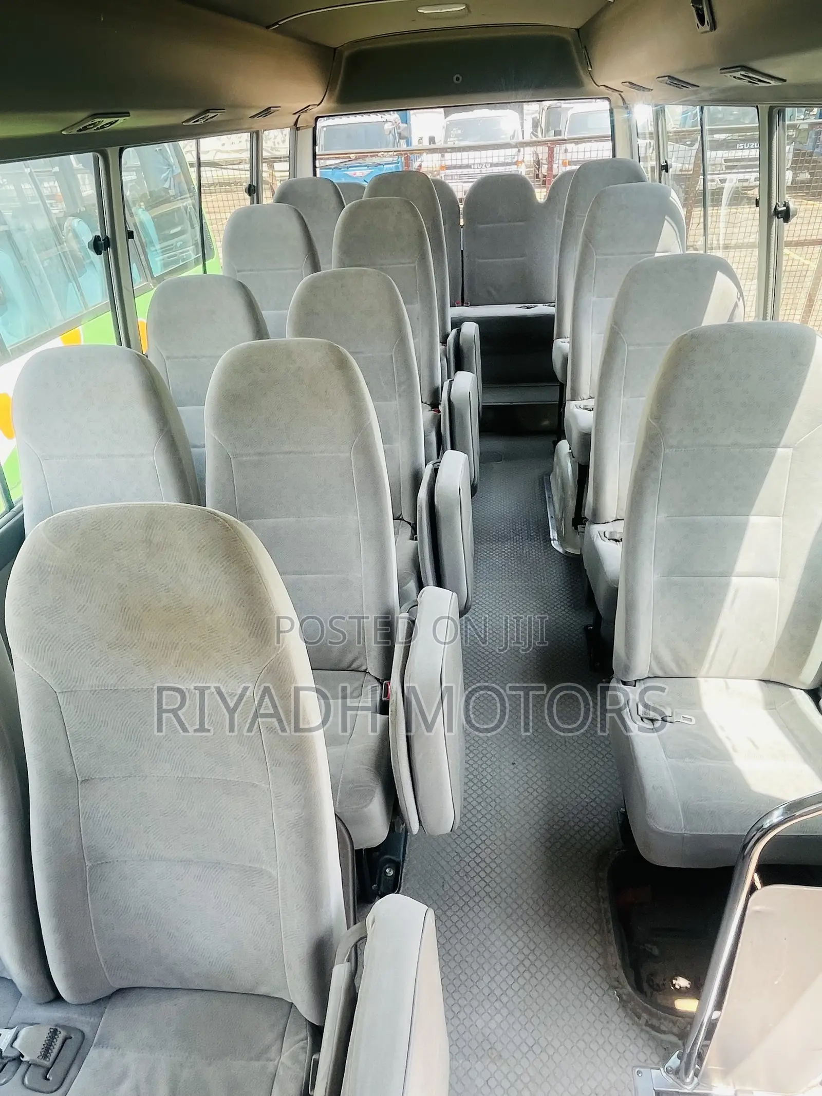 Toyota Coaster 2014 Orange