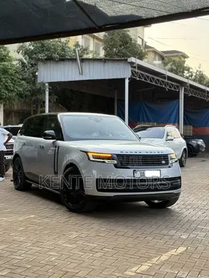Land Rover Range Rover Vogue 2023 Silver