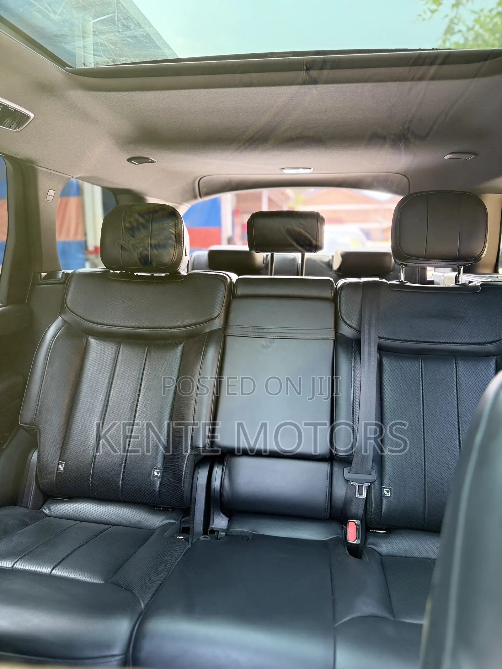 Land Rover Range Rover Vogue 2023 Silver