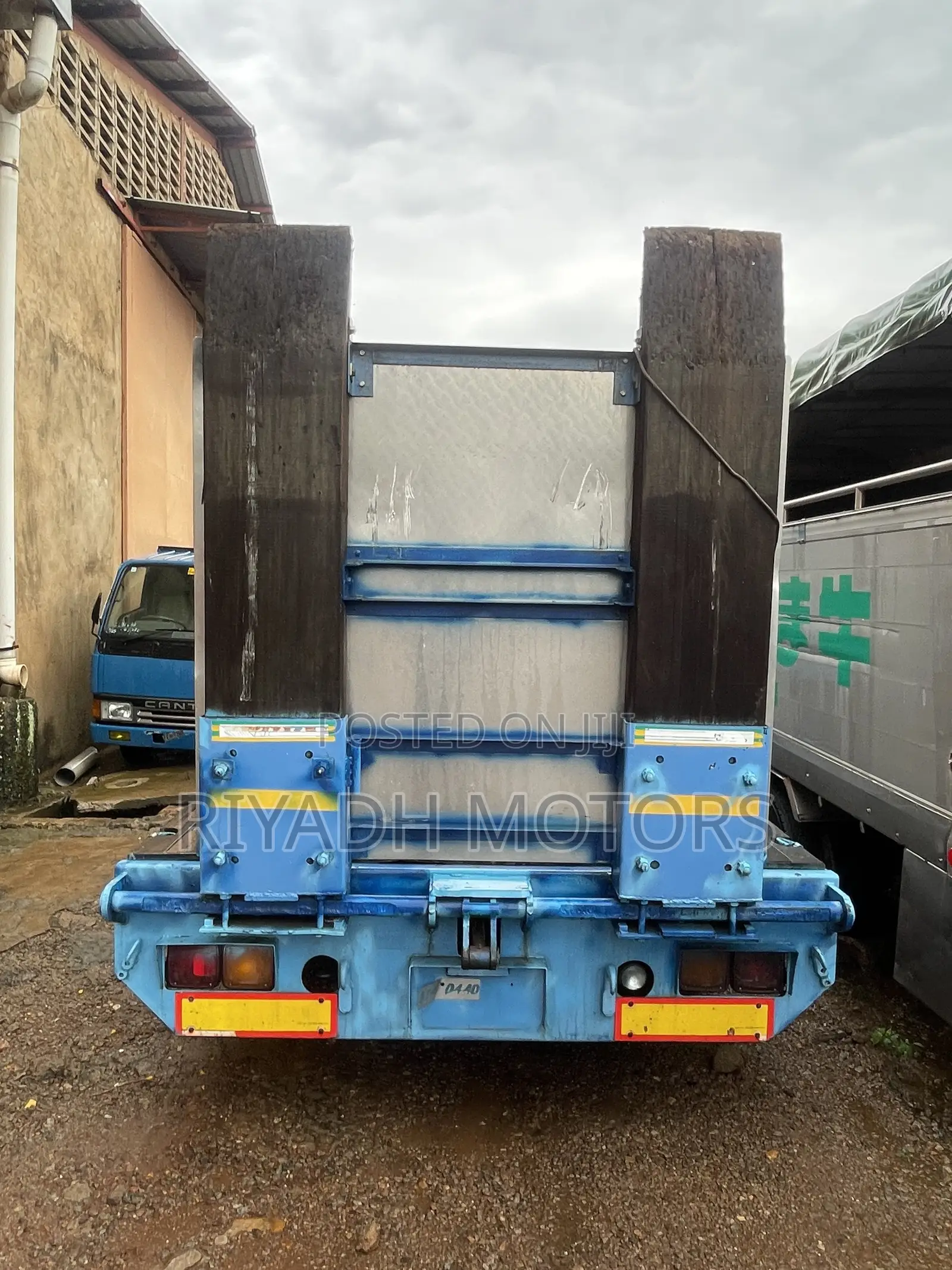 Fuso Ordinary Engine Car Carrier