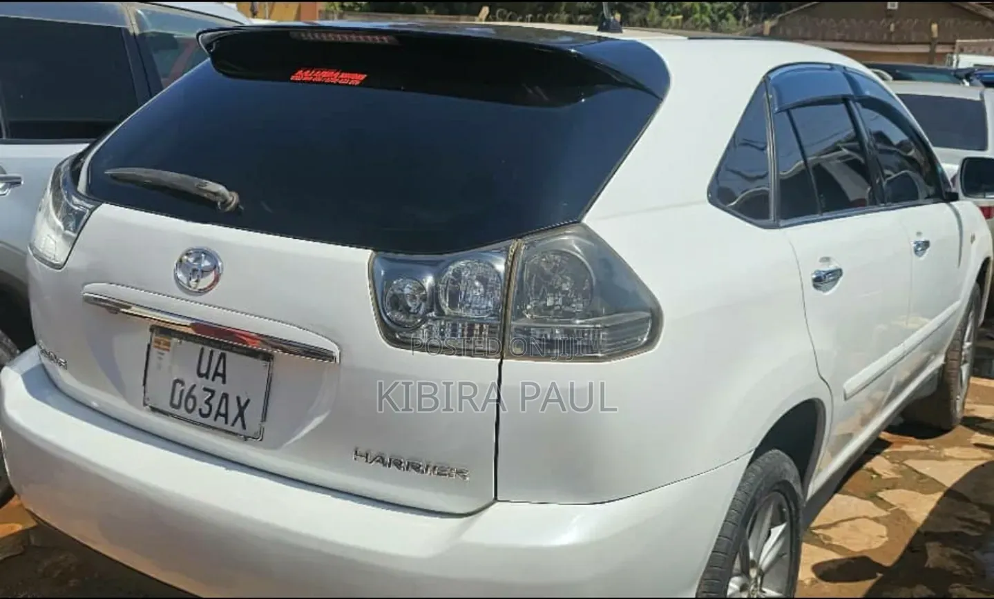 Toyota Harrier 2009 White