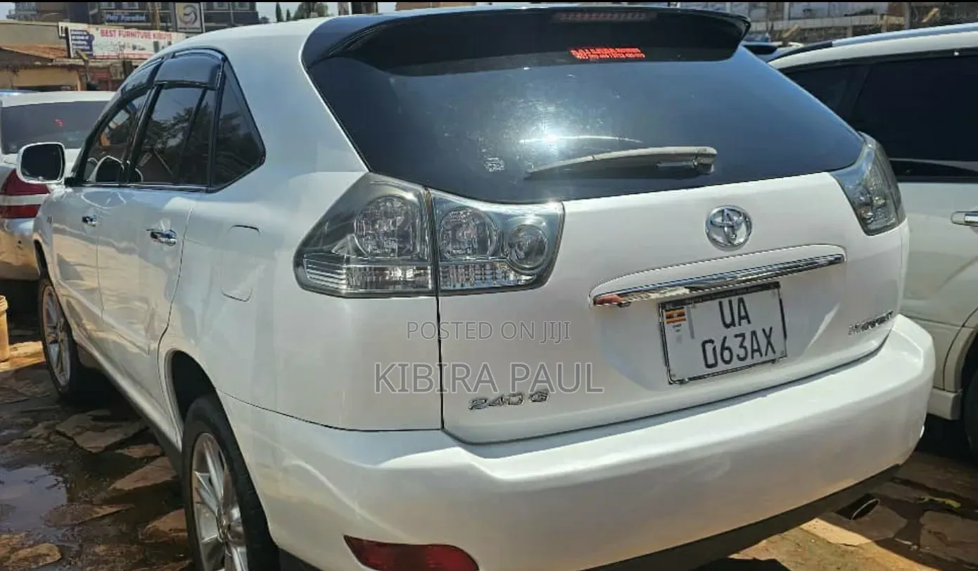 Toyota Harrier 2009 White