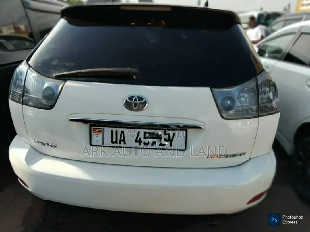 Toyota Harrier 2008 White