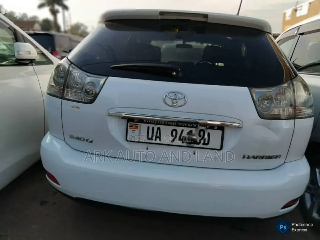 Toyota Harrier 2008 White