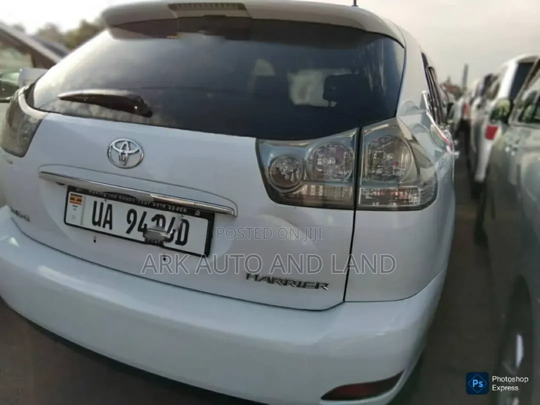 Toyota Harrier 2008 White