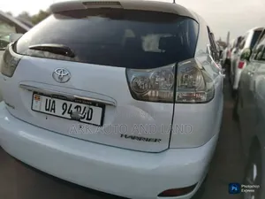 Toyota Harrier 2008 White