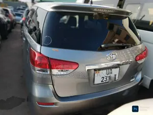Toyota Wish 2011 Gray