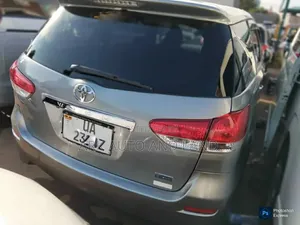 Toyota Wish 2011 Gray