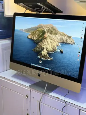 Desktop Computer Apple iMac 8GB Intel Core i5 HDD+SSD 1T