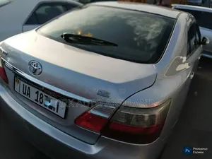 Toyota Premio 2010 Silver