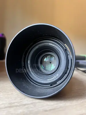 Nikon Lens