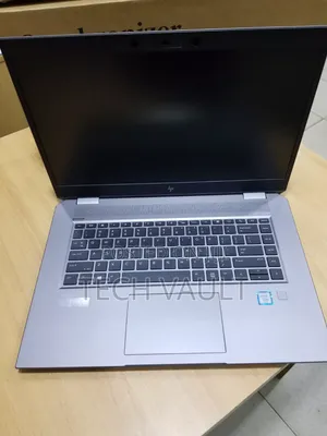 New Laptop HP ZBook Studio G5 16GB Intel Xeon SSD 512GB
