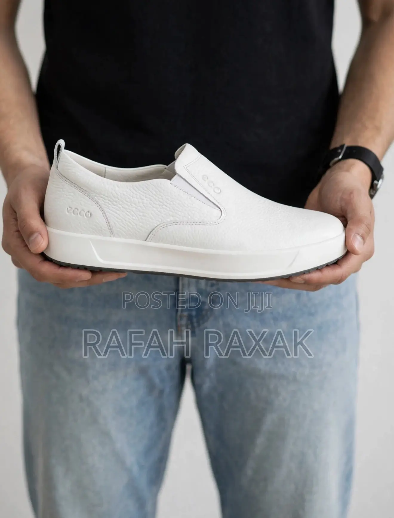 Original White Ecco Slip-on Casual Leather Sneakers