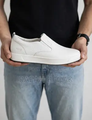 Original White Ecco Slip-on Casual Leather Sneakers