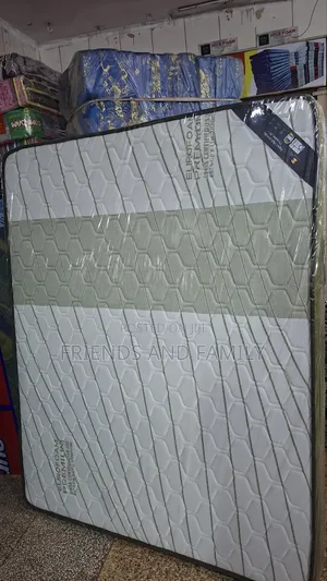 Gold Super Euro Foam 6*6*6. Inches