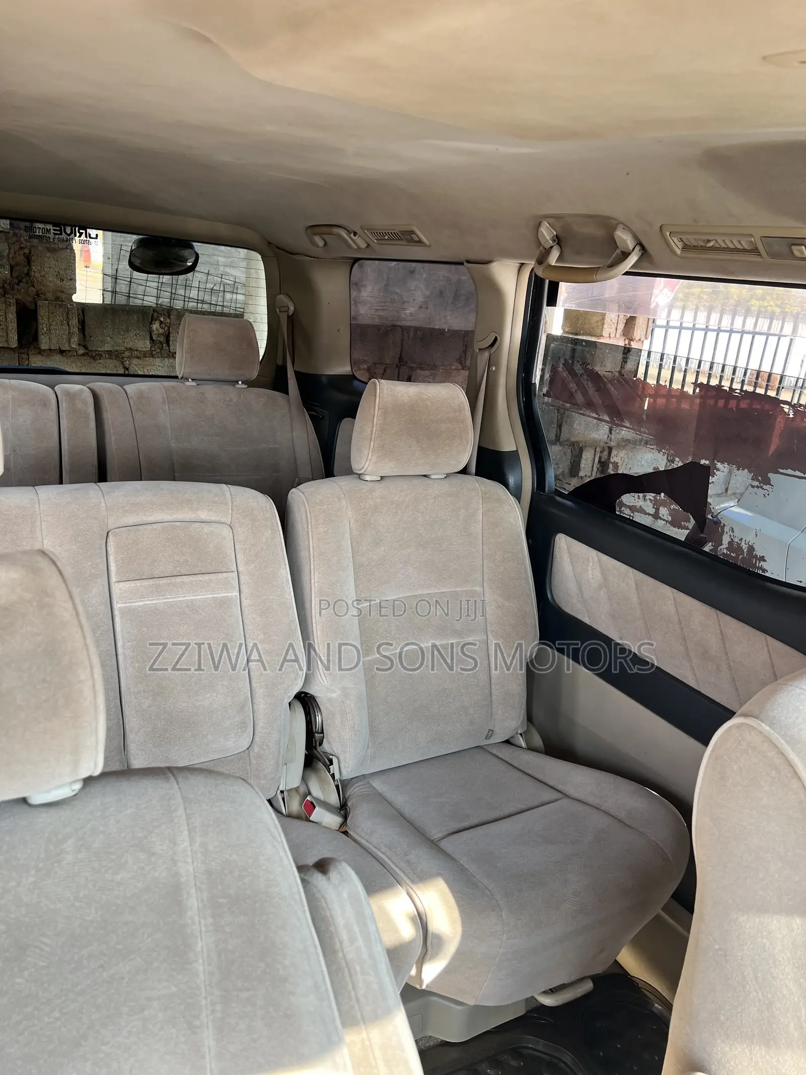 Toyota Alphard 2.4 Petrol AWD 2006 Black