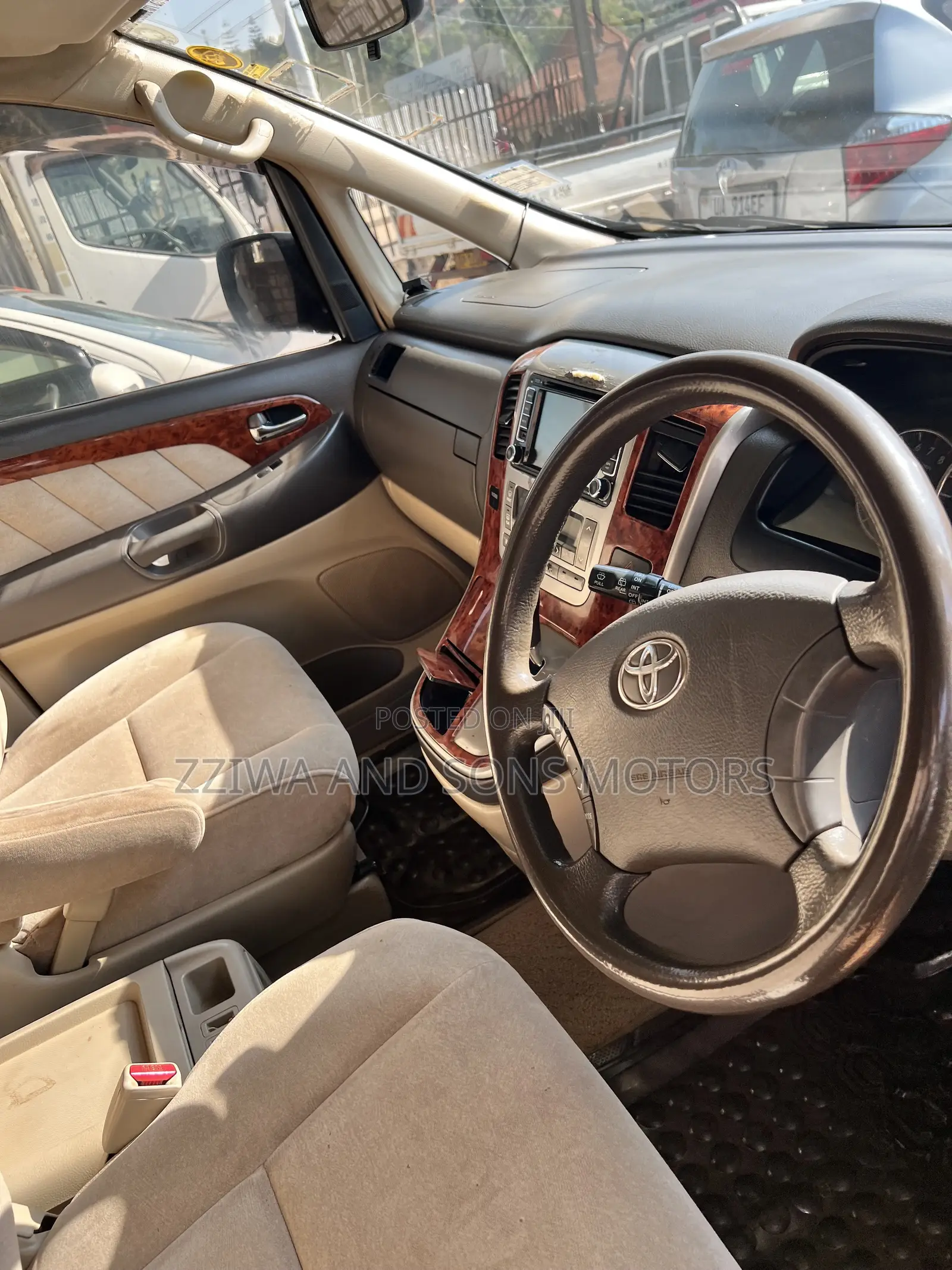 Toyota Alphard 2.4 Petrol AWD 2006 Black